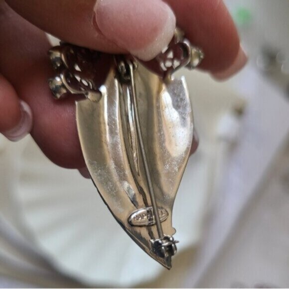 Gorgeous Vintage Retro Silver Plated RAPHAEL Emerald Green Crystal Brooch - Picture 6 of 9